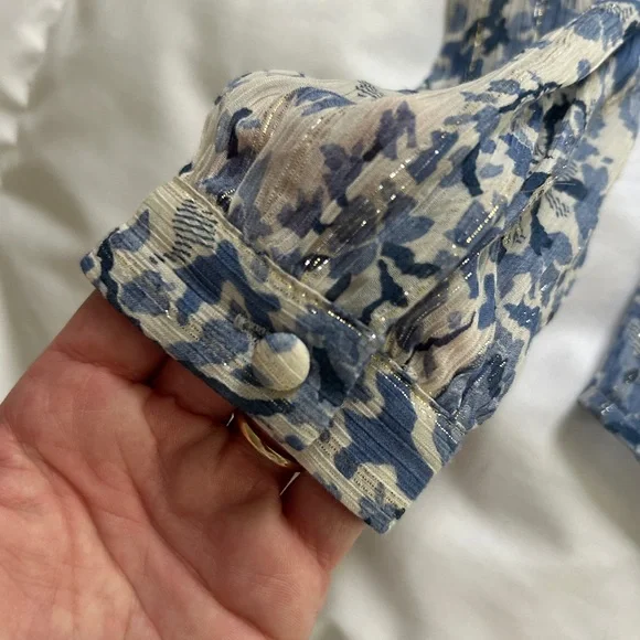 Sezane Abelia Foral Blue Wrap Top in Alacazar - Picture 8 of 8